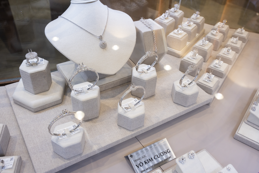 Vì sao người tiêu dùng chi nhiều hơn cho những giá trị vô hình? - 2 Vì sao người tiêu dùng chi nhiều hơn cho những giá trị vô hình? - 2