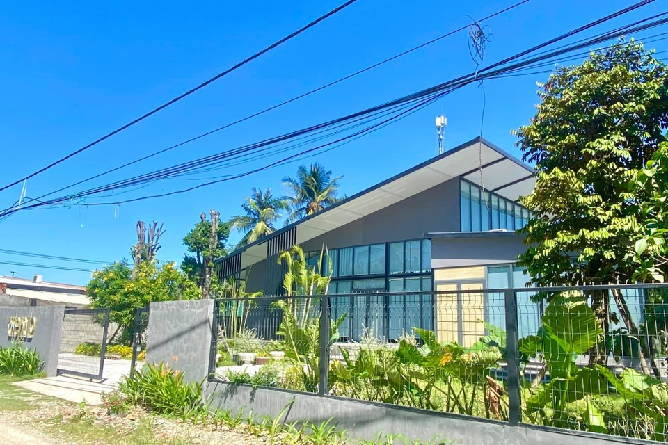 Chàng trai Kiên Giang bỏ phố về quê làm nhà vườn xanh mát, sống an nhàn - 1