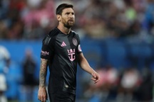 Messi đá hỏng phạt đền trong ngày Inter Miami thua đậm