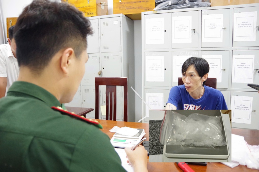 Bộ đội Biên phòng TPHCM bắt 2 vụ tàng trữ ma túy đá - 1 Bộ đội Biên phòng TPHCM bắt 2 vụ tàng trữ ma túy đá - 1
