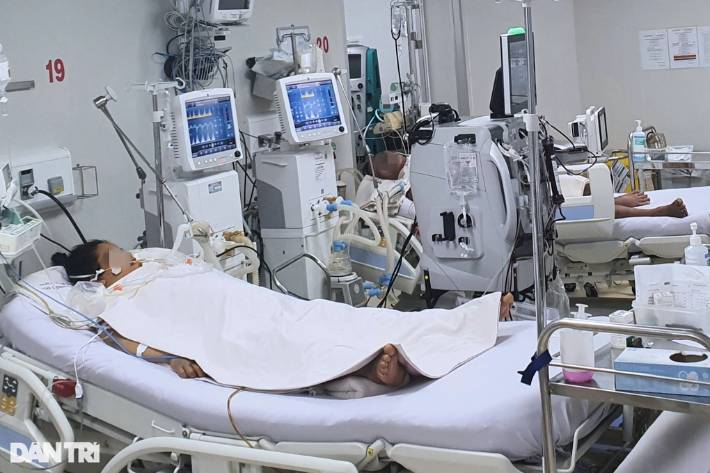 Ca sốt xuất huyết viện phí gần 400 triệu đồng, nhiều trường hợp nặng - 1 Ca sốt xuất huyết viện phí gần 400 triệu đồng, nhiều trường hợp nặng - 1