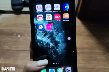 Trào lưu bùng nợ lây lan, nhân viên thu nợ đòi bỏ việc