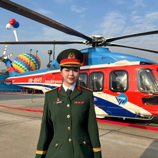 Nữ trung úy gây sốt khi diễu binh: Cao 1,73m, nhan sắc "không thua hoa hậu" - 3