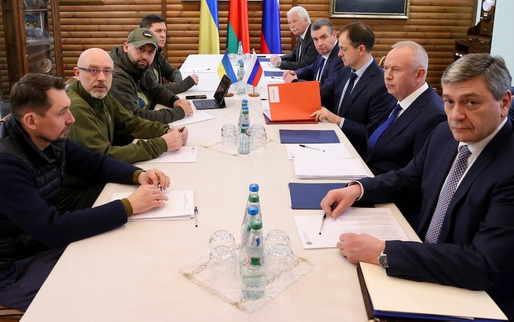 Người được Tổng thống Putin chọn mặt gửi vàng để đàm phán với Ukraine - 2 Người được Tổng thống Putin chọn mặt gửi vàng để đàm phán với Ukraine - 2