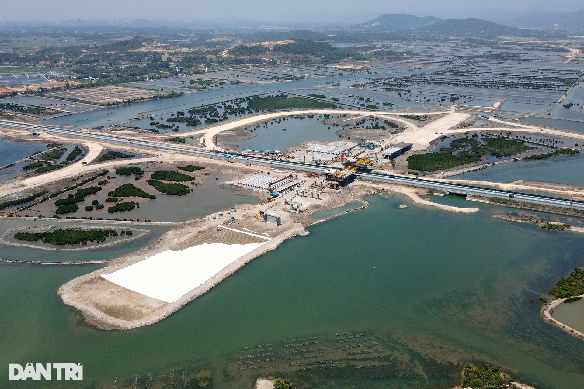Toàn cảnh dự án xây dựng 2 nút giao thông nghìn tỷ lớn nhất Quảng Ninh - 8 Toàn cảnh dự án xây dựng 2 nút giao thông nghìn tỷ lớn nhất Quảng Ninh - 8