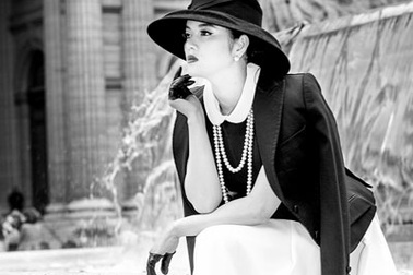 Lý Nhã Kỳ khoe vẻ đẹp đài các ở Pháp