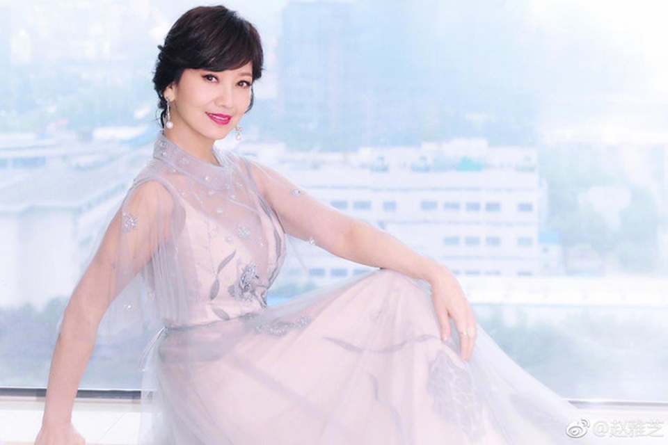 Minh tinh Triệu Nhã Chi: Cựu tiếp viên hàng không hạnh phúc bên chồng doanh nhân - 26 Minh tinh Triệu Nhã Chi: Cựu tiếp viên hàng không hạnh phúc bên chồng doanh nhân - 26