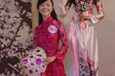 14 thí sinh lọt vào chung kết cuộc thi "Người đẹp hoa anh đào"