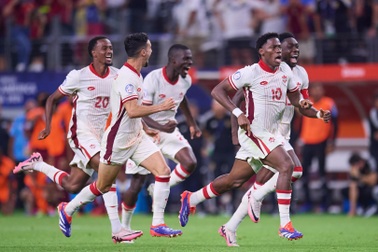 Đánh bại Venezuela, Canada gặp Argentina ở bán kết Copa America