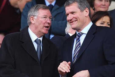 Lãnh đạo MU lên tiếng chê bai kình địch Man City