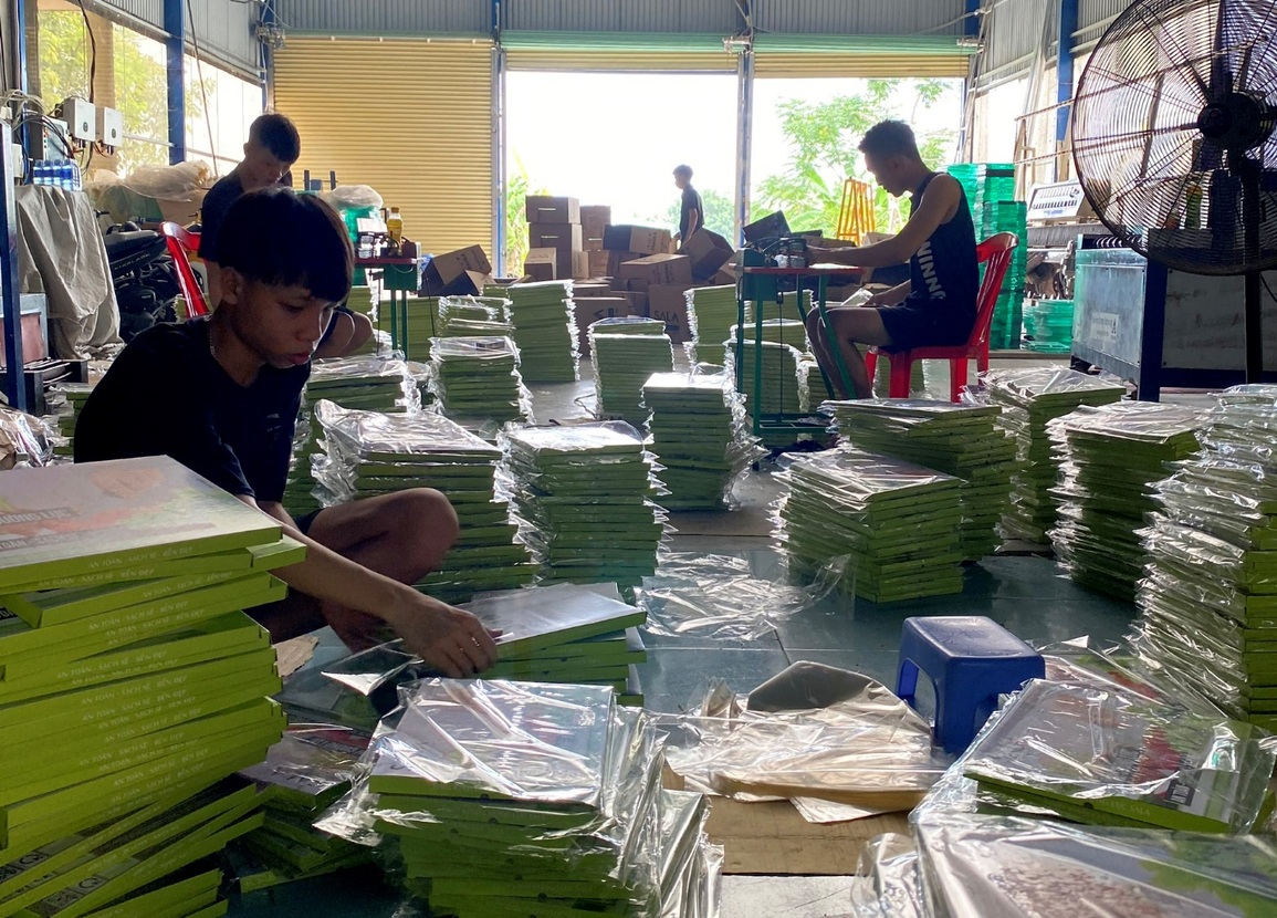 Bà nội trợ kiếm ngon 700 triệu đồng/tháng với thớt kính - 2 Bà nội trợ kiếm ngon 700 triệu đồng/tháng với thớt kính - 2