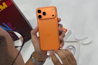 Giá iPhone 17 Pro Max liên tục tăng cao vì cháy hàng