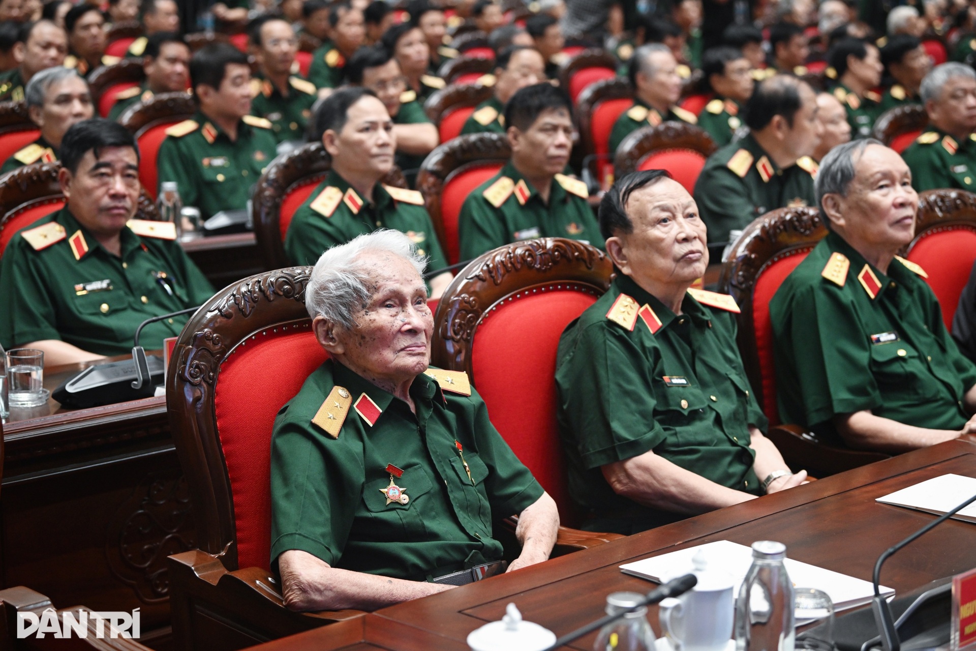 Tổng Bí thư Tô Lâm gặp mặt, thăm hỏi đại biểu có công với cách mạng - 3 Tổng Bí thư Tô Lâm gặp mặt, thăm hỏi đại biểu có công với cách mạng - 3