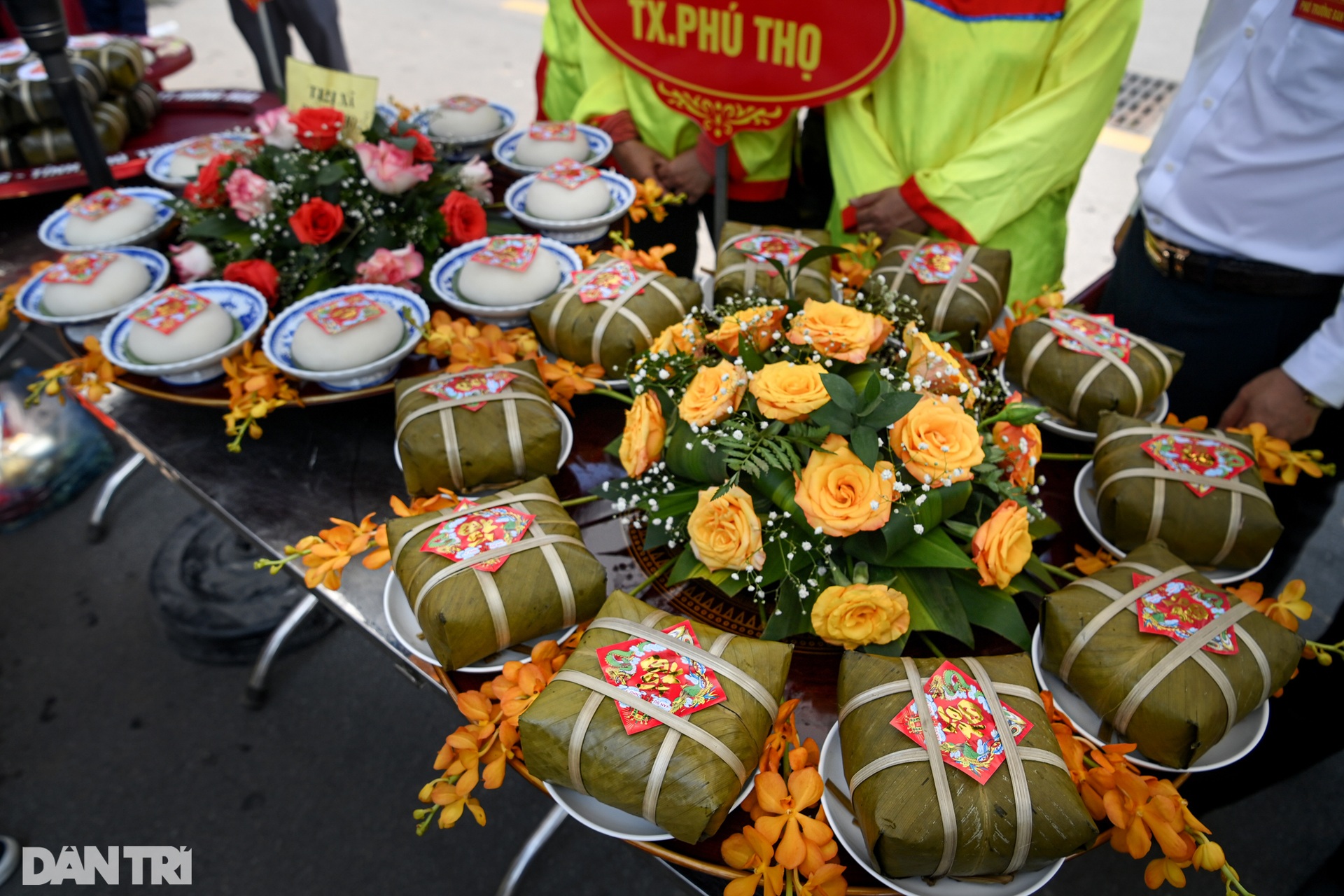 Nghệ nhân Phú Thọ tranh tài làm bánh chưng, bánh giầy dâng lên vua Hùng - 15 Nghệ nhân Phú Thọ tranh tài làm bánh chưng, bánh giầy dâng lên vua Hùng - 15