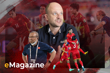 "Siêu cò" châu Âu: "Đội Việt Nam không thể cứ chờ phép thuật của HLV Park"