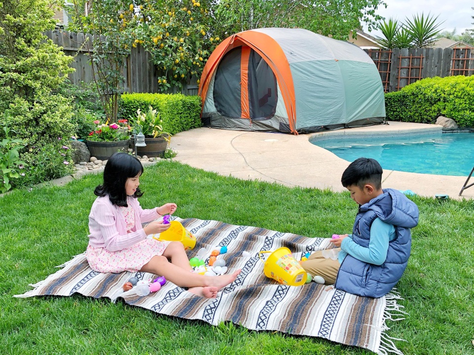 Ngắm vườn ngàn gốc hoa khoe sắc quanh năm của mẹ Việt ở Mỹ - 12