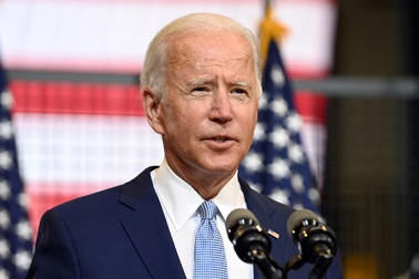 Fox News bị nghi chỉ thị nhân viên không gọi Biden là “tổng thống đắc cử”