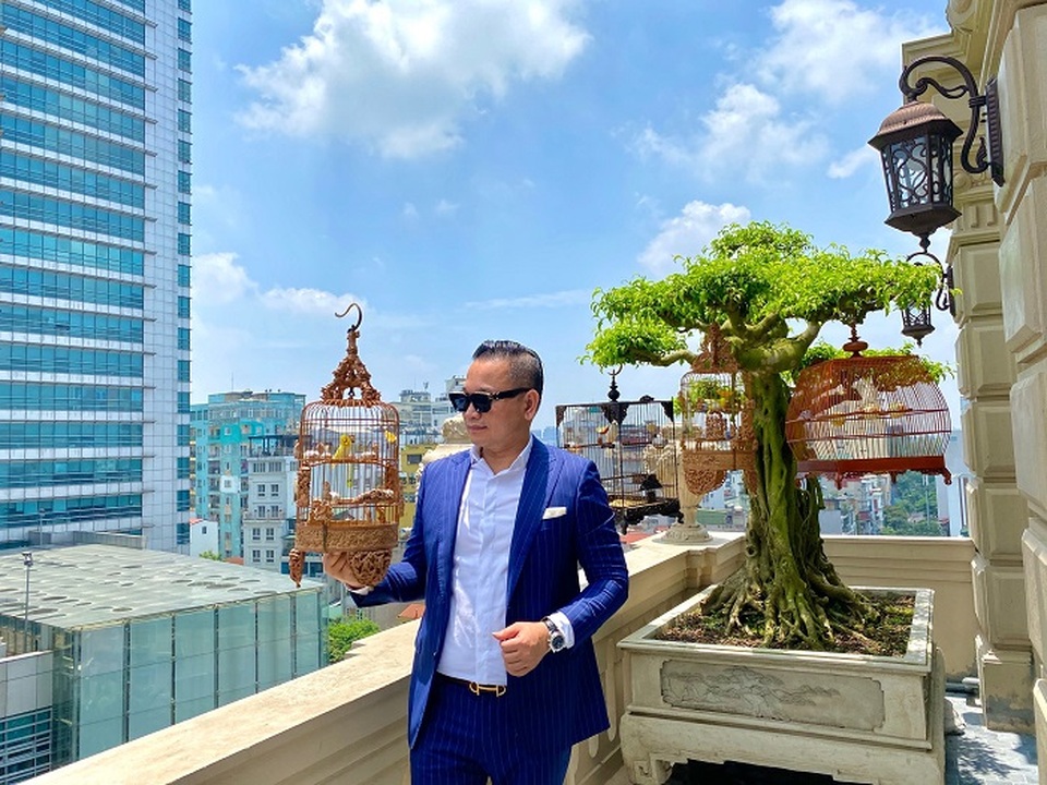 Siêu phẩm chim cảnh “cực độc” của đại gia Hà Nội, trả nửa tỷ đồng một con cũng không bán - 10 Siêu phẩm chim cảnh “cực độc” của đại gia Hà Nội, trả nửa tỷ đồng một con cũng không bán - 10