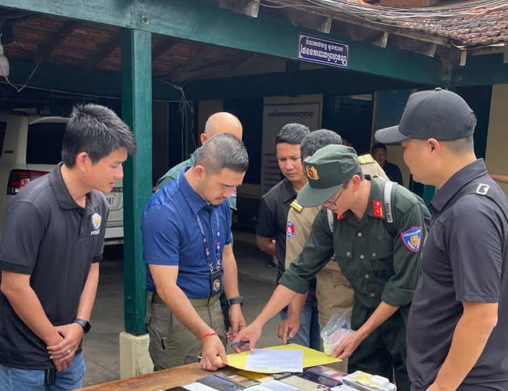 Bộ Công an đột kích ổ tội phạm tại Campuchia lừa 300 tỷ đồng của người Việt - 1 Bộ Công an đột kích ổ tội phạm tại Campuchia lừa 300 tỷ đồng của người Việt - 1