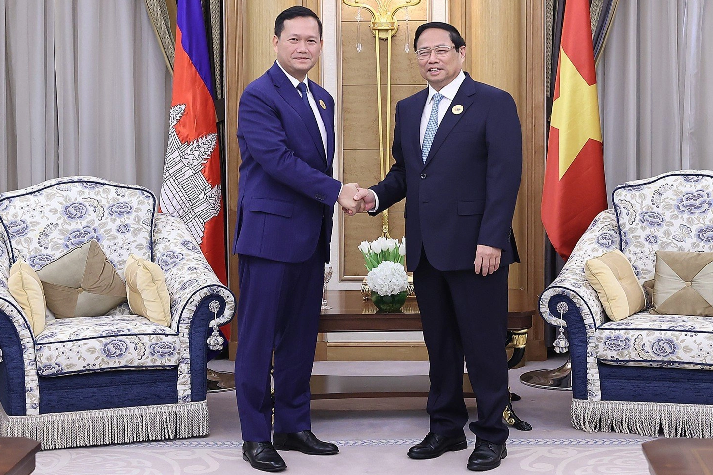 Thủ tướng Phạm Minh Chính gặp lãnh đạo 4 nước ASEAN tại Ả-rập Xê-út - 1