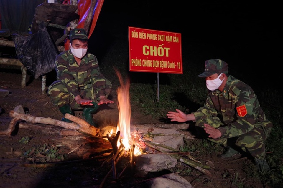 Bộ đội biên phòng phát hiện, cách ly 30 người nhập cảnh trái phép - 2 Bộ đội biên phòng phát hiện, cách ly 30 người nhập cảnh trái phép - 2
