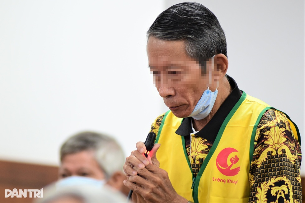 Người dám lên tiếng đưa vụ cụ già bị quản lý đánh đập ra ánh sáng là ai? - 1 Người dám lên tiếng đưa vụ cụ già bị quản lý đánh đập ra ánh sáng là ai? - 1