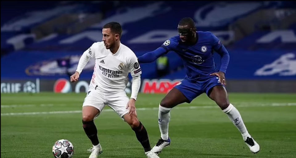 Eden Hazard ăn mừng khi Chelsea vào chung kết Champions League - 4 Eden Hazard ăn mừng khi Chelsea vào chung kết Champions League - 4