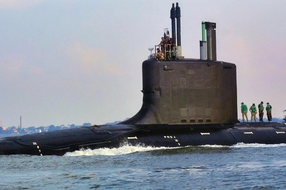 Tàu ngầm hạt nhân Mỹ mắc lưới đánh cá - 1 Tàu ngầm hạt nhân Mỹ mắc lưới đánh cá - 1