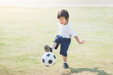 Chuyên gia mách mẹ tuyệt chiêu nuôi con "chuẩn" cao