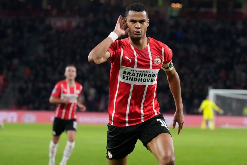 Ngôi sao tuyển Hà Lan sẵn sàng thay thế Ronaldo ở Man Utd - 1 Ngôi sao tuyển Hà Lan sẵn sàng thay thế Ronaldo ở Man Utd - 1