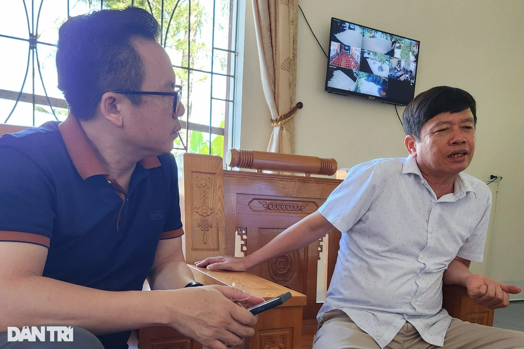 Em trai trúng 23 lô đất, phó chủ tịch huyện nói không biết em tham gia - 1 Em trai trúng 23 lô đất, phó chủ tịch huyện nói không biết em tham gia - 1