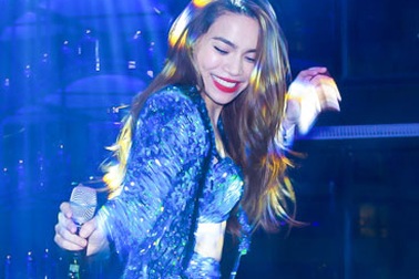 Hồ Ngọc Hà, Hoàng Thùy Linh khuấy động sân khấu