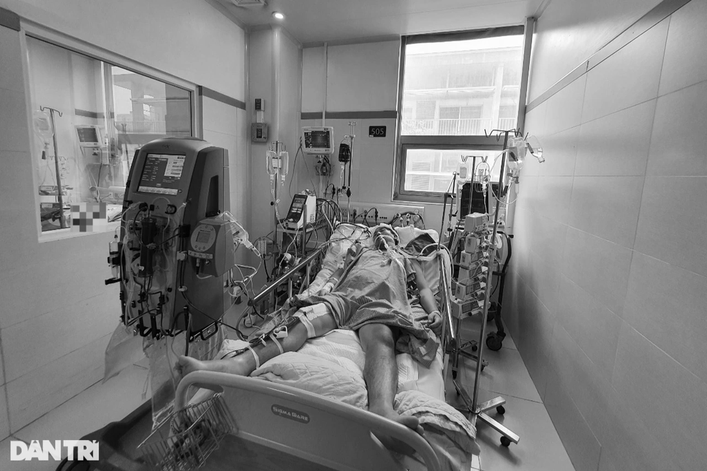 Người đàn ông mắc viêm phổi biến chứng đã đầu hàng số phận - 1 Người đàn ông mắc viêm phổi biến chứng đã đầu hàng số phận - 1