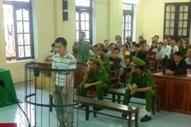 Mâu thuẫn trong việc chuẩn bị đám cưới, anh đâm chết em