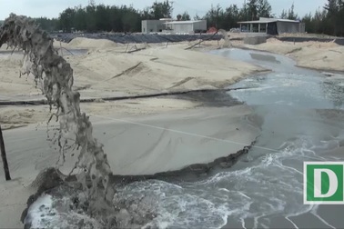 Nhiều hộ dân ở Phú Yên hút cát cải tạo hồ nuôi tôm trái quy định