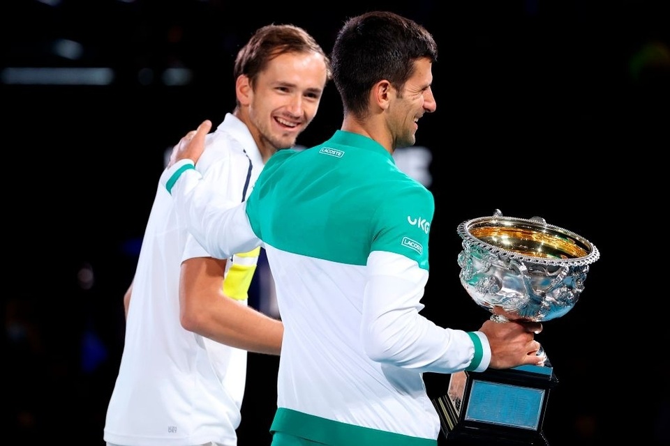 Đánh bại Medvedev, Djokovic vô địch Australian Open 2021 - 16 Đánh bại Medvedev, Djokovic vô địch Australian Open 2021 - 16
