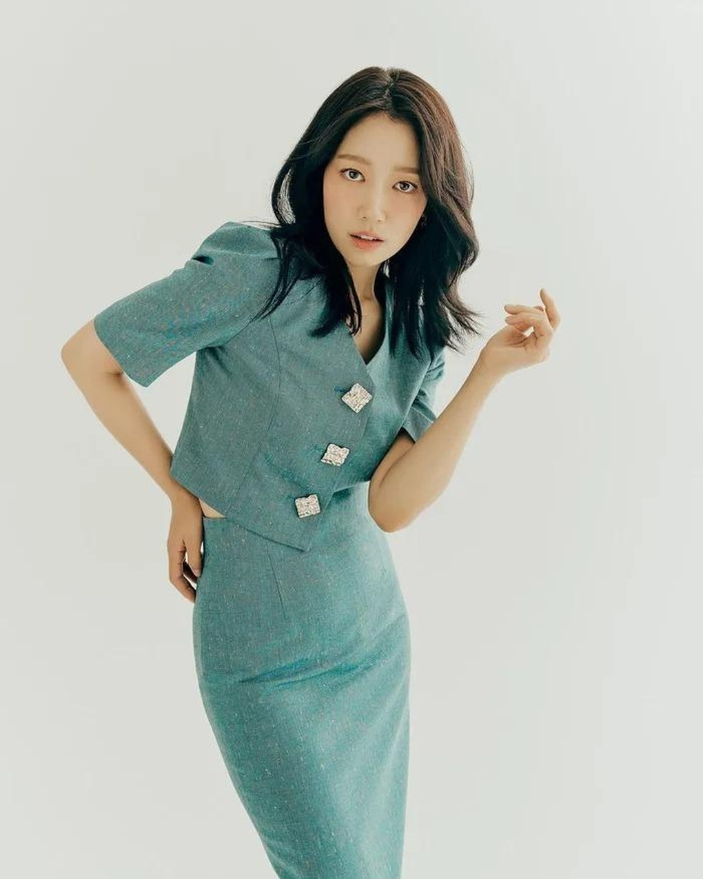 Mẹ bỉm sữa Park Shin Hye tái xuất đẹp không tì vết, hé lộ vai diễn mới - 3 Mẹ bỉm sữa Park Shin Hye tái xuất đẹp không tì vết, hé lộ vai diễn mới - 3