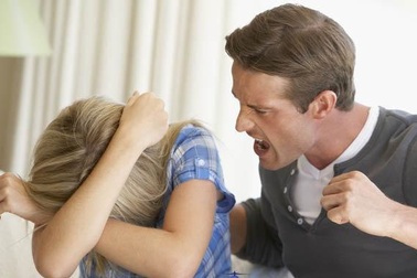 Điều cần làm nếu có một ông chồng không tôn trọng, coi thường vợ