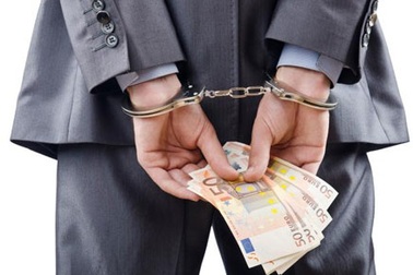 Bí mật quà trung thu của quan tham Trung Quốc