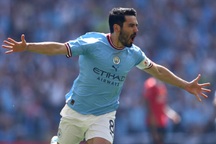 Gundogan muốn rời Barcelona để trở lại Man City