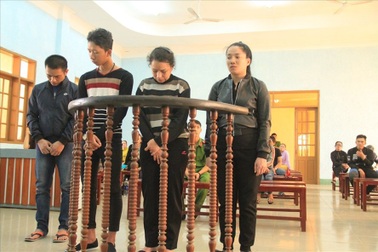 Mở quán cà phê để buôn trẻ em làm gái mại dâm