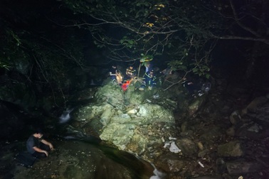 Người tham gia tìm kiếm nam sinh lạc ở Tam Đảo: Nạn nhân gần như kiệt sức