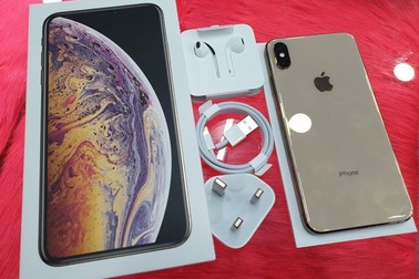 iPhone XS series chính hãng tiếp tục giảm giá trước sức mua kém