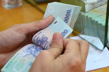 Đề xuất giảm tiếp thuế VAT để kích cầu tiêu dùng