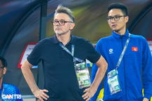 Báo Đông Nam Á nói điều phũ phàng khi HLV Troussier rời tuyển Việt Nam