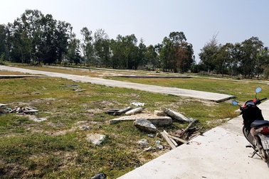 Phân lô "dự án ma" bán đất vườn cho dân, 2 đối tượng bị khởi tố