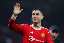 Không còn níu kéo, Man Utd ra giá bán C.Ronaldo