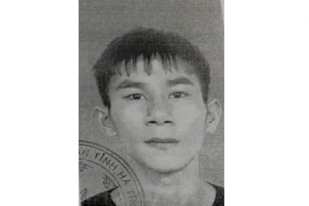 Vụ ô tô chở 45kg ma túy và súng đã lên đạn: Cảnh sát truy tìm người - 1