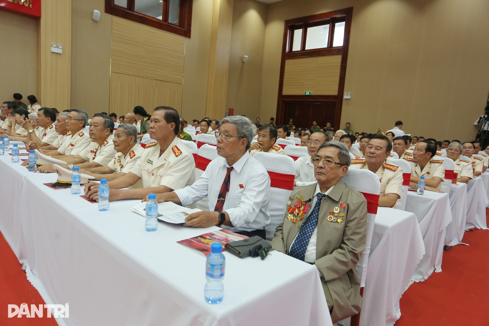 Công an tỉnh Tây Ninh quyết tâm xây dựng lực lượng chính quy, tinh nhuệ - 5 Công an tỉnh Tây Ninh quyết tâm xây dựng lực lượng chính quy, tinh nhuệ - 5