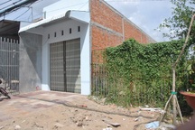 Vụ “xây dựng hàng rào, phường bắt xin phép”: Đau đầu vì đất biết “thụt lùi”!